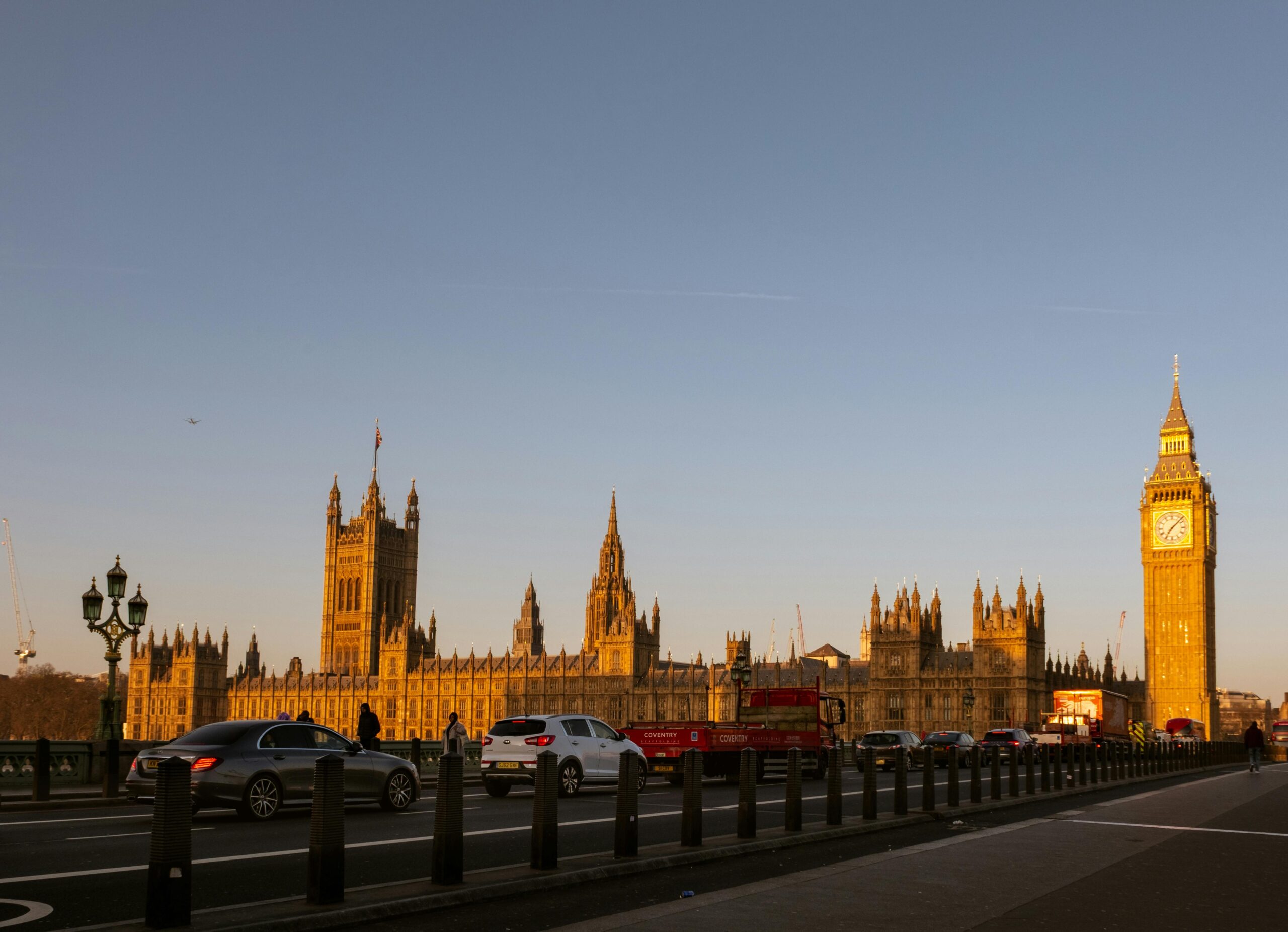 Understanding Contract Law in the UK & Uganda – Orvant Legal